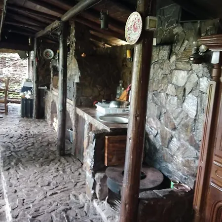 Conacul Caterinei Casuta Din Povesti