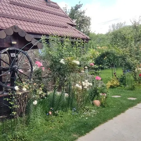 Holiday home Conacul Caterinei Casuta Din Povesti Polovragi